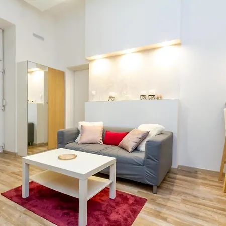 Apartment Urbannest *