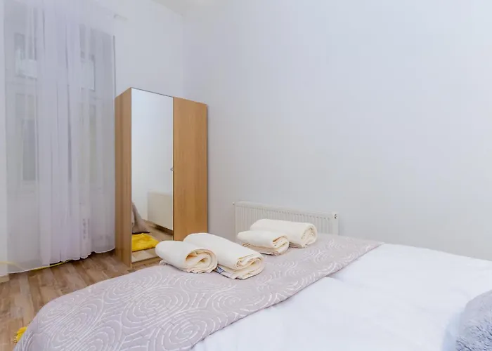 Urbannest *