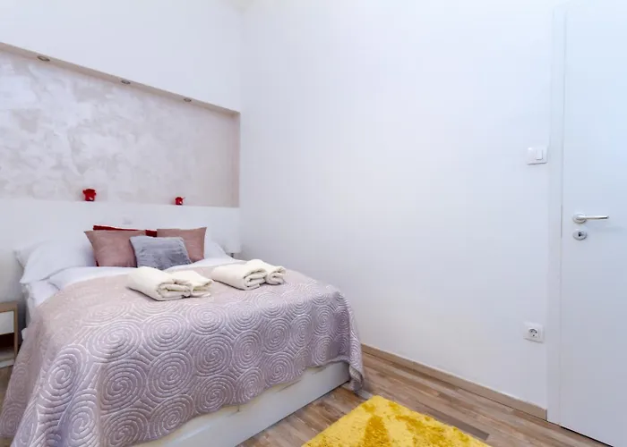 Urbannest *